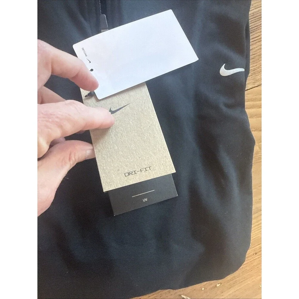 NWT Nike Women's Swift Element Dri-FIT 1/4-Zip Top, Black
